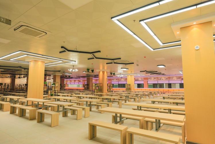 河南世纪教育科技集团